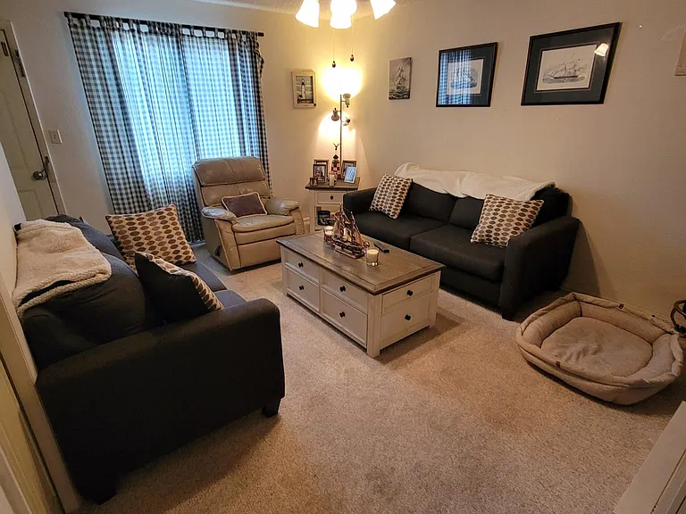 995 S Miller Way — Photo 4
