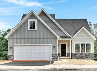 Newport Plan, Southern Village, Lancaster, PA 17603