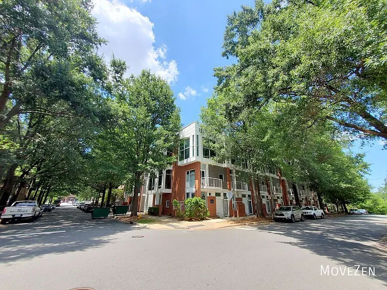 295 McDonald Ave — Photo 31