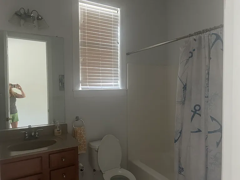 31326 Founders Ave — Photo 4