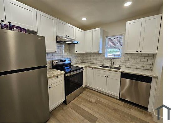 1st image of 202 E 2nd Ave