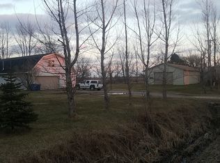 1987 W Beaver Rd, Auburn, MI 48611