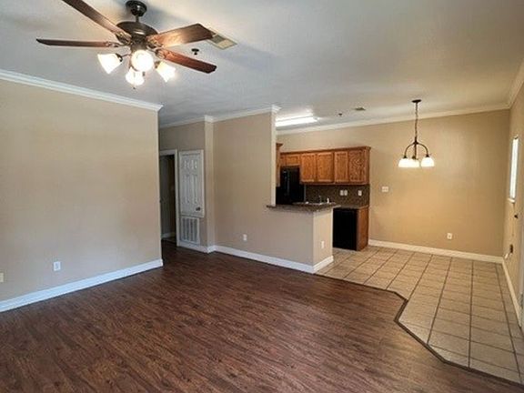 5th image of 1501 S 29th St #202