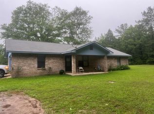 5862 Lucas Rd, Liberty, MS 39645