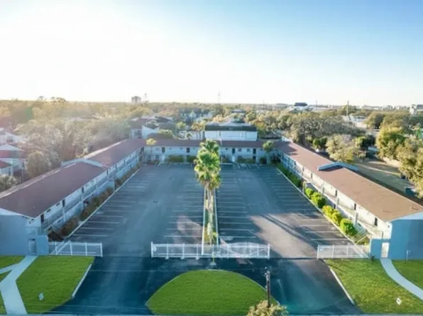 11312 N 52nd St, 11312 N 52nd St APT 13, Tampa, FL 33617