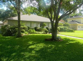 1123 Lindsey Dr, Rosenberg, TX 77471