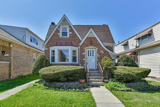 1st image of 2916 N Oak Park Ave