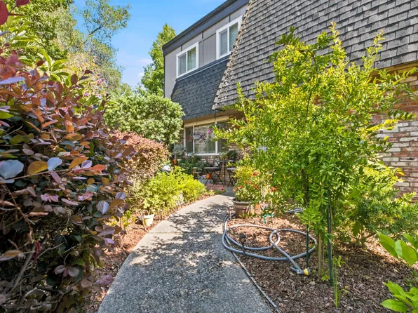 7518 Fairway Two Ave, Fair Oaks, CA 95628