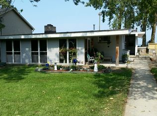 7835 Sand Beach Rd, Oak Harbor, OH 43449