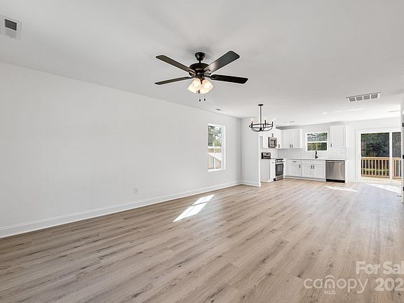 4th image of LOT 2 W Park Ave