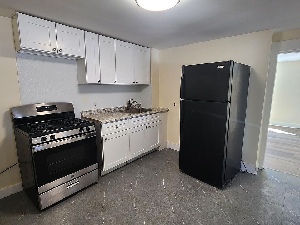570 Broad St APT 3C, Meriden, CT 06450 Zillow