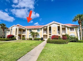 7749 Jewel Ln APT 202, Naples, FL 34109