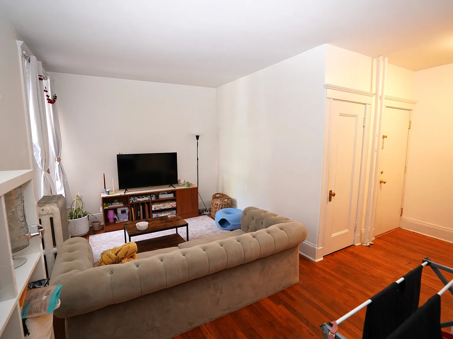 2 bed, $3,300 — Photo 4