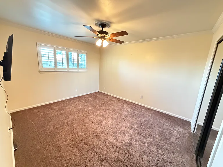 1265 W Pinedale Ave — Photo 8