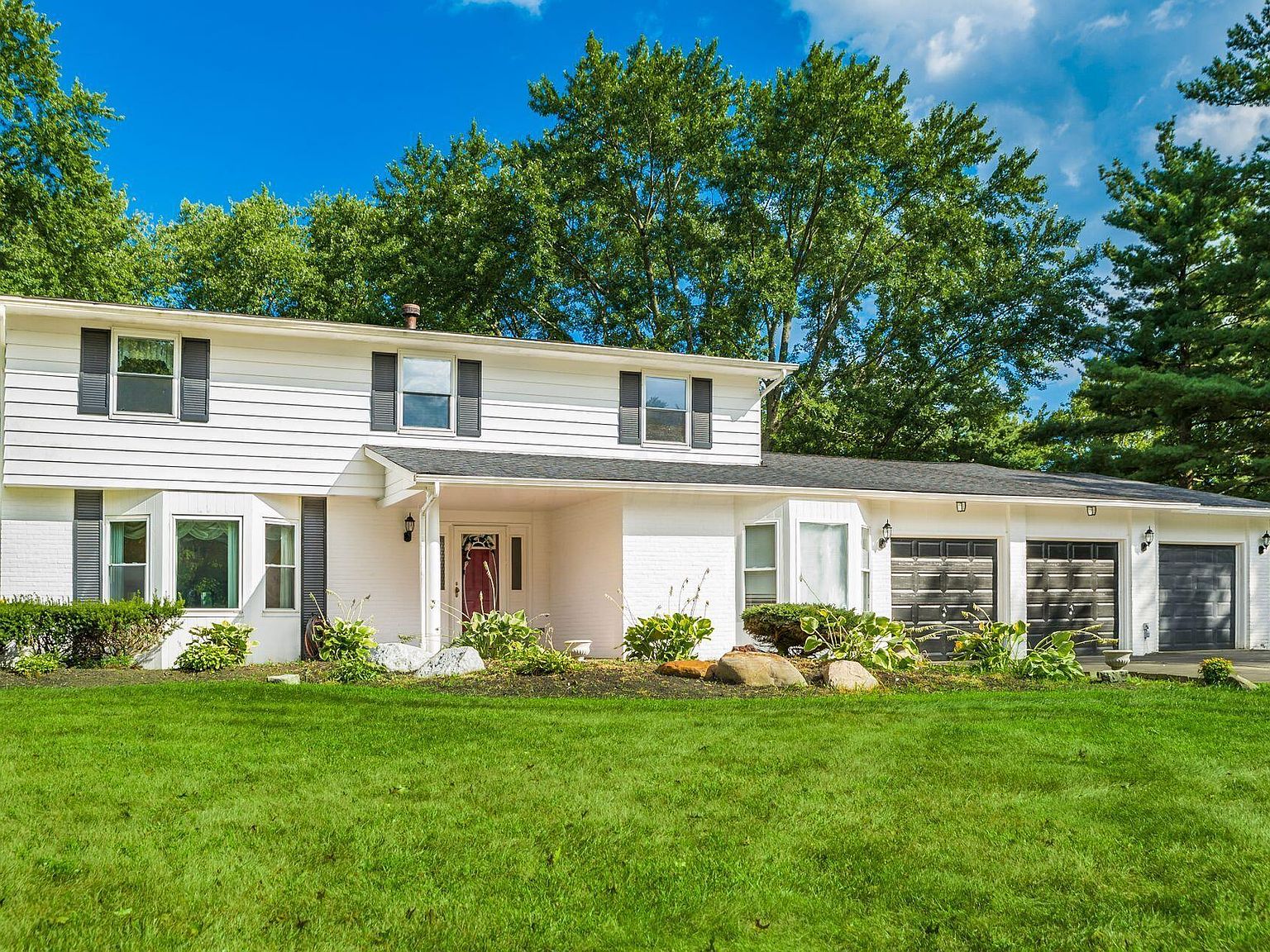 8657 Chevington Chase Dr, Pickerington, OH 43147 Zillow