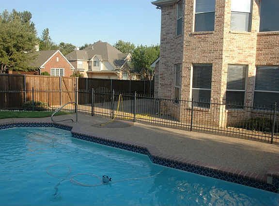 2nd image of 3500 Sandhurst Dr