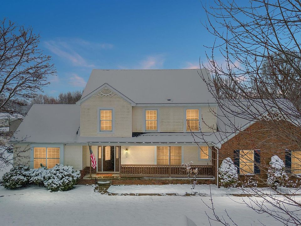 1st image of 560 Country Meadows Trl