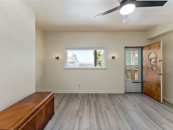 2nd image of 2722 Mission St