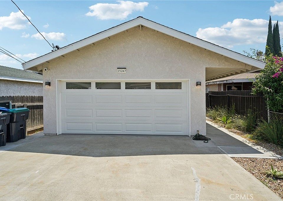 1st image of 15247 Mariposa Ave