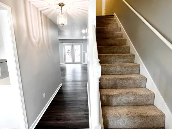 3860 S Cramer Cir, Bloomington, IN 47403