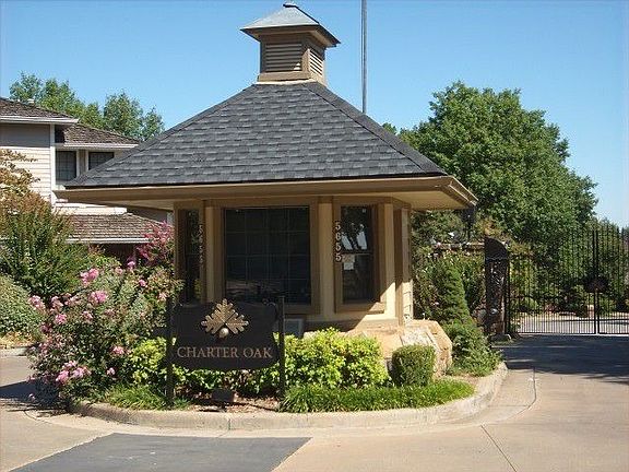 Charter Oak entry gazebo 