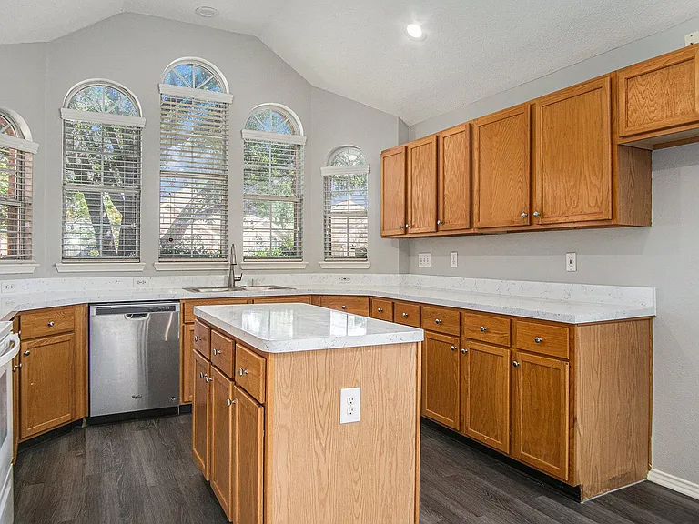 4600 Paloverde Dr — Photo 12