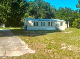 130 YANCEY Circle, Satsuma, FL 32189