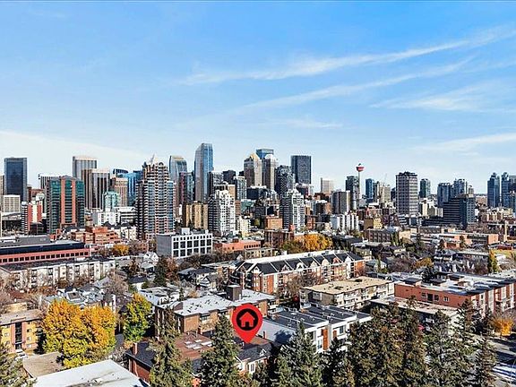 2nd image of 914 S Royal Ave SW