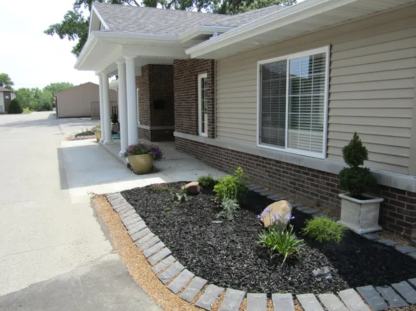 Woodcrest Apartments