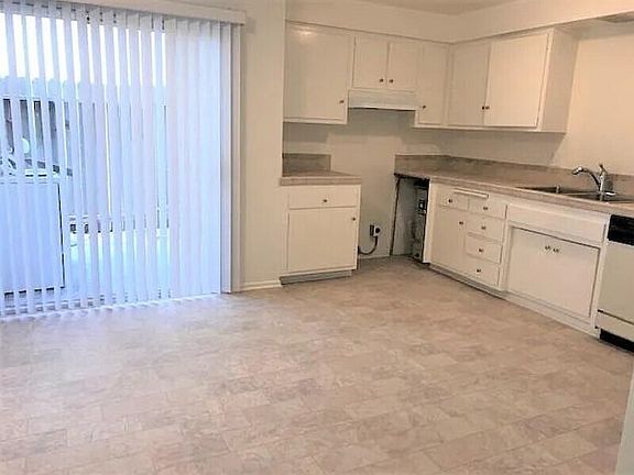 3rd image of 406 Ellwood Beach Dr #6
