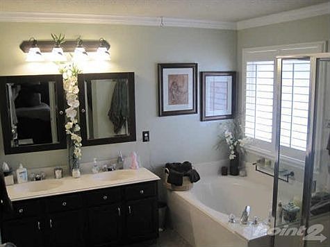 2nd image of 4110 Nobleman Dr