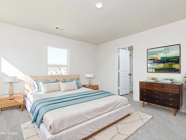 210 Katelyn Way — Photo 16