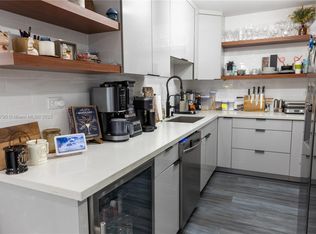 20355 NE 34th Ct APT 221, Aventura, FL 33180