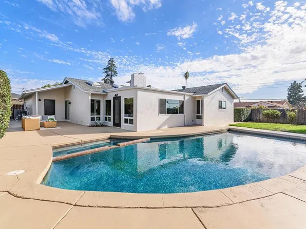 6754 Sunny Brae Dr, San Diego, CA 92119