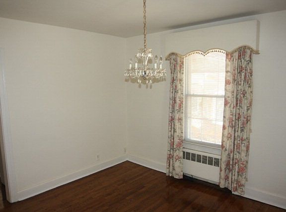 4th image of 811 Spruce St