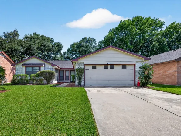 3022 Mosby Dr, Sugar Land, TX 77479
