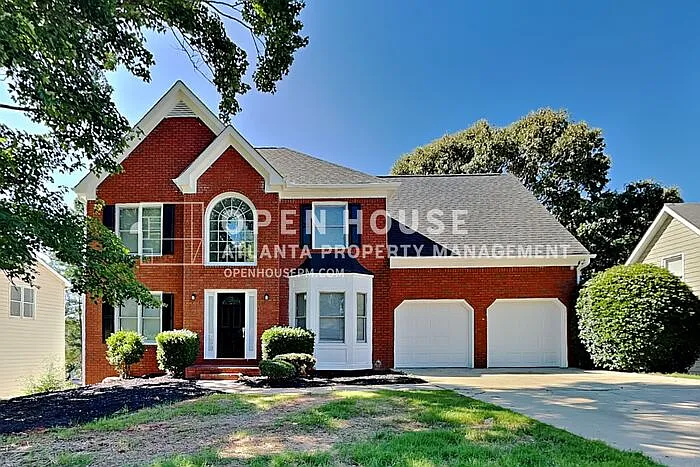 4 bed, 2.5 bath, 2320 sqft, $2,550 — Photo 1