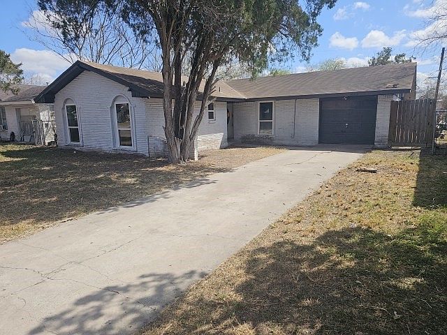 1st image of 644 W Ligustrum Blvd