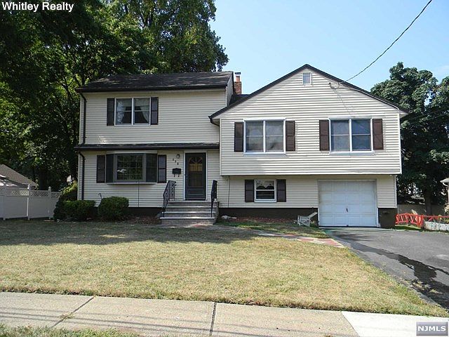 1st image of 698 Cypress St