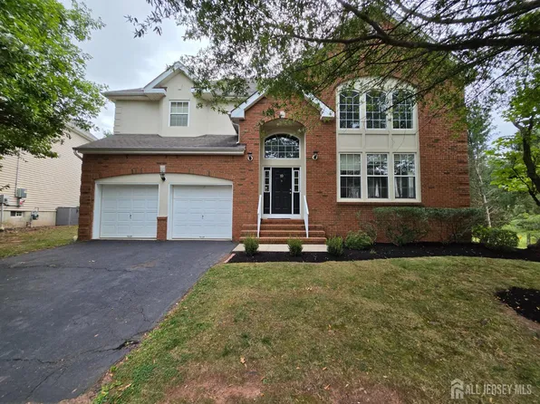 19 Goldenrod Dr, Belle Mead, NJ 08502