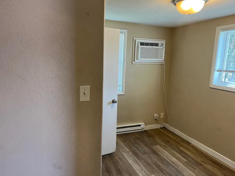 636 S Quitman St #10 — Photo 3