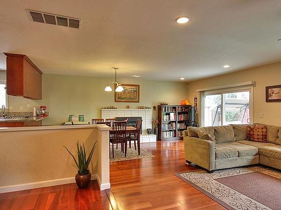 4th image of 6269 Cloverhill Dr