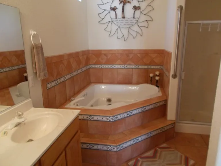 3179 Saratoga Ave — Photo 16