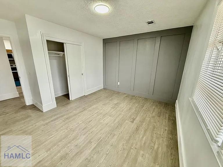 204 N Palm St — Photo 27