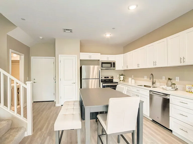 Parkview Townhomes — Photo 60