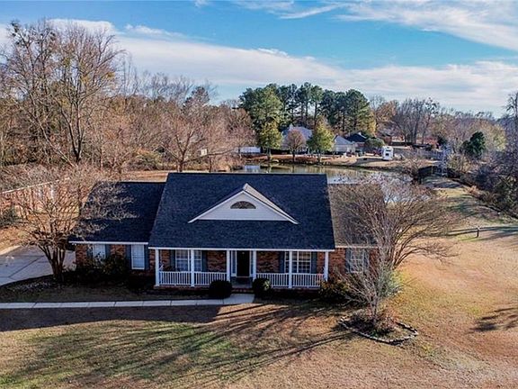 2nd image of 1641 Ozier Dr