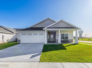 6292 21st St S, Fargo, ND