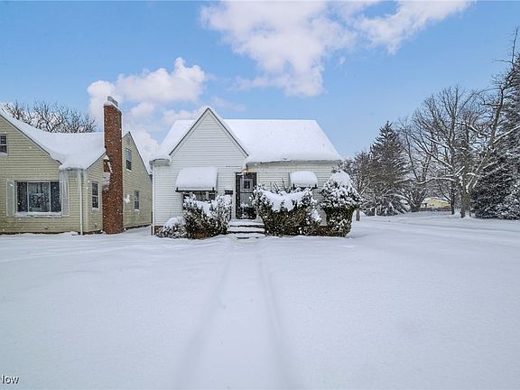 2nd image of 5100 Erwin St