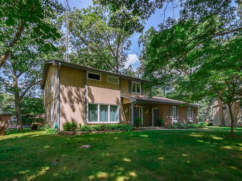 1st image of 55183 E Lori Ln
