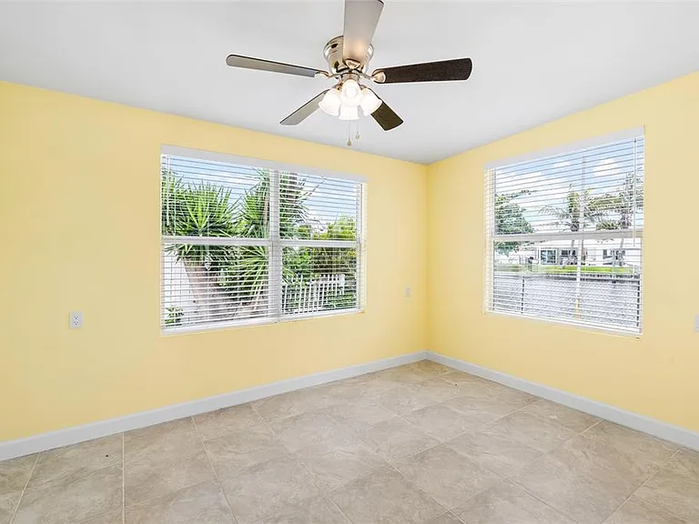 5541 Bayou Grande Blvd NE — Photo 31